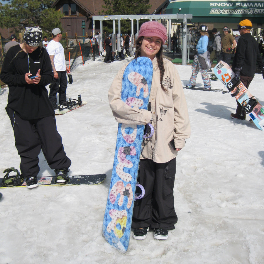 Flower Snowboards Team Sofia Weiss